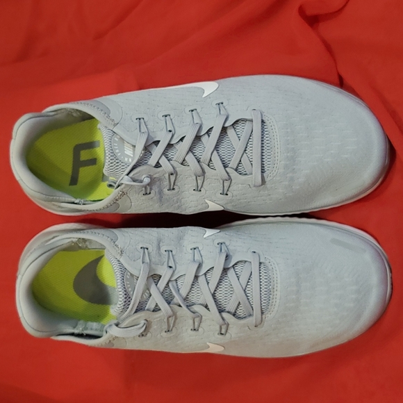 Nike Wmns Free RN 2018 - NWOB - Sz 12 Wolf Grey - Picture 6 of 12